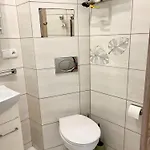 Wakcyjny Przy Ulicy Paryzntow * Danzica