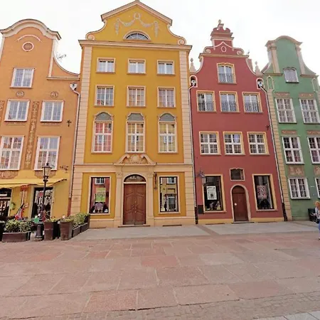 Wakcyjny Przy Ulicy Paryzntow Gdańsk